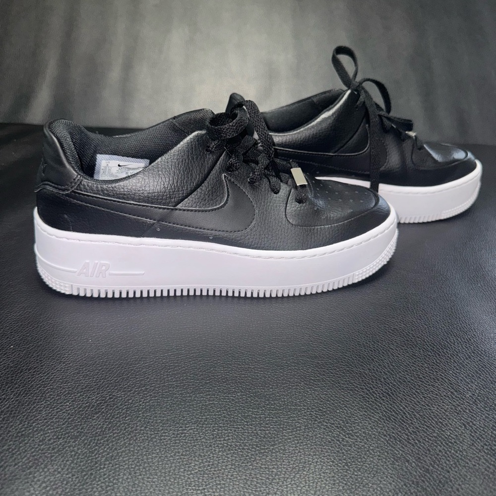Woman’s Nike Air Force. Size 8. Very gently worn.